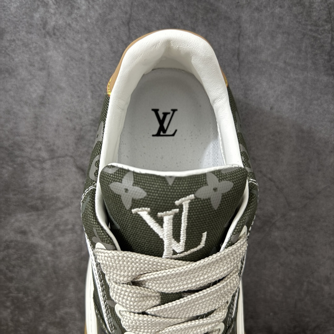图片[8]-【HS顶级礼盒版】LV 路易威登LOUIS VUITTON Tilted Low Sneakers 倾斜系列低帮复古休闲运动文化百搭板鞋 2026早春款板鞋 饼干鞋 礼盒包装 私模开发大底 正确细节 原鞋原材料1：1打造 完美版型做工 欢迎对比市场任何品质的货品 广东原产 专业LV大厂出品 正确底 大底开发近半年 原楦型开发纸版 全鞋原材料打造 细节 针车 烫金 中底无可挑剔 包装说明书防尘布袋物件(附送官方快递加固牛皮纸外盒!!)# 尺码：39 40 41 42 43 44 45 46-选品中心