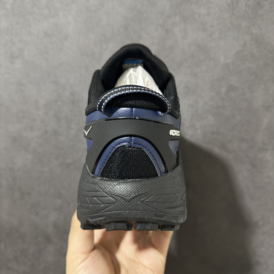 图片[4]-【公司级】全球知名奢侈品牌-蒙口/Moncler x HOKA ONE ONE Mafate Speed 2 Low 玛法特2代系列低帮轻量户外越野休闲运动慢跑鞋“联名云白深蓝红 1171891 男女鞋真标半码制，升级原楦原纸版开发版型，采用热熔透气网孔科技鞋面材质，原装轻量化材料Fresh Foam超轻量泡棉中底，外置VIBRAM 橡胶防滑黄金大底❗️复古老爹厚底旅游鞋火了,最潮户外鞋❗️ 尺码：36 36.5 37 38 38.5 39 40 40.5 41 42 42.5 43 44 45-莆田鞋