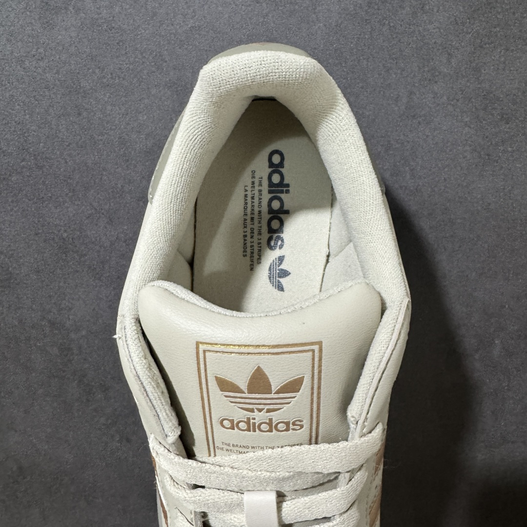 图片[6]-【H11顶级头层版】adidas originals Superstar 2 贝壳头 简约经典 舒适时尚 复古板鞋 男女同款 黑白 货号：JR7355 全新升级版 皮料改进至头层原厂皮 原盒 原底原料 开模打造 原厂织唛鞋标 高精密准度 原楦原纸板开发 匹配原版98%以上 后跟垫棉独家呈现 反口里弧度正确 原厂鞋垫 背胶 后跟电绣针数 与正品一致 原厂皮料 原厂车缝线 质感无敌 皮料切割干净 无任何毛边 清洁度细节完美 进口港宝加持 后跟自然饱满 还原公司包裹性 鞋面采用原装数据贴合技术 全方位贴合包裹脚型 鞋跟部鞋底牵引设计 提供强大的抓地性能 更适应不同实战场地路面 尺码：35.5 36 36.5 37.5 38 38.5 39 40 40.5 41 42 42.5 43 44 45-选品中心