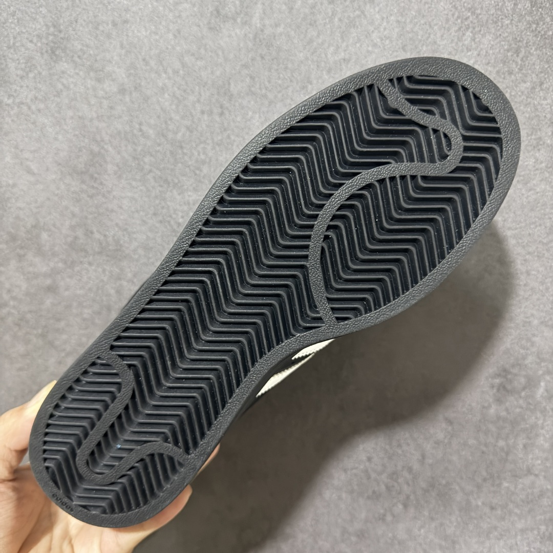 图片[9]-【H11顶级头层版】adidas originals Superstar 2 贝壳头 简约经典 舒适时尚 复古板鞋 男女同款 货号：JI3538 全新升级版 皮料改进至头层原厂皮 原盒 原底原料 开模打造 原厂织唛鞋标 高精密准度 原楦原纸板开发 匹配原版98%以上 后跟垫棉独家呈现 反口里弧度正确 原厂鞋垫 背胶 后跟电绣针数 与正品一致 原厂皮料 原厂车缝线 质感无敌 皮料切割干净 无任何毛边 清洁度细节完美 进口港宝加持 后跟自然饱满 还原公司包裹性 鞋面采用原装数据贴合技术 全方位贴合包裹脚型 鞋跟部鞋底牵引设计 提供强大的抓地性能 更适应不同实战场地路面 尺码：35.5 36 36.5 37.5 38 38.5 39 40 40.5 41 42 42.5 43 44 45-选品中心