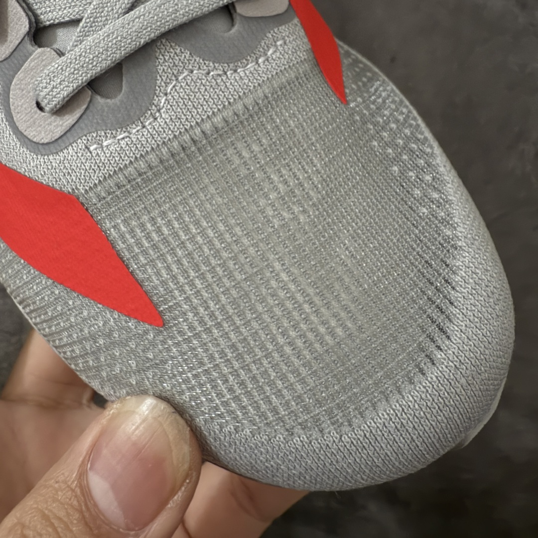 Adidas Adizero EVO SL 马拉松竞速专业跑鞋市场最强版出货原材料 内置碳板原厂网纱潮流