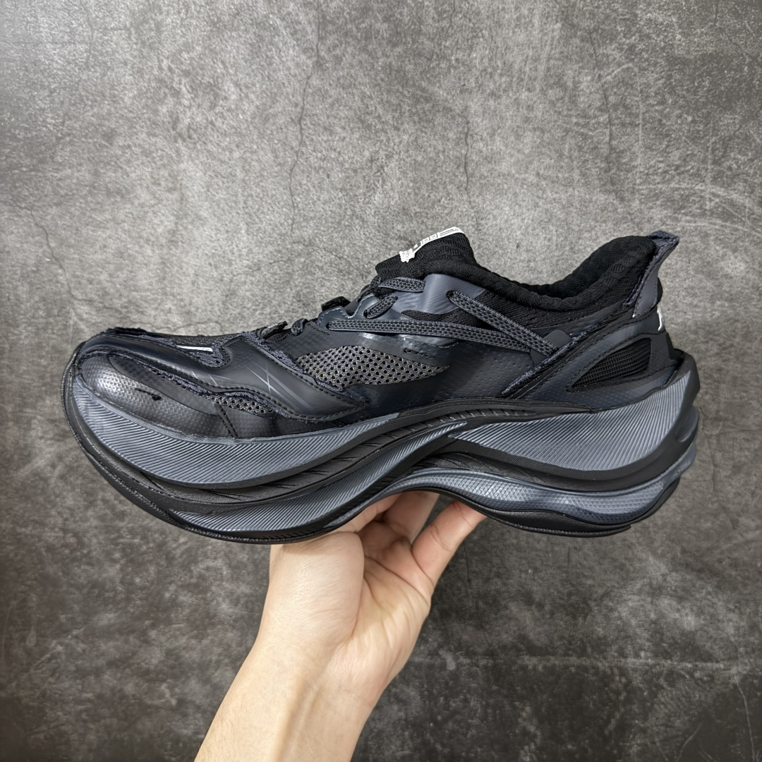 Balenciaga巴黎世家26代 Jet 压纹印花 圆头厚底4.25cm 低帮 老爹鞋 男款 黑色市场