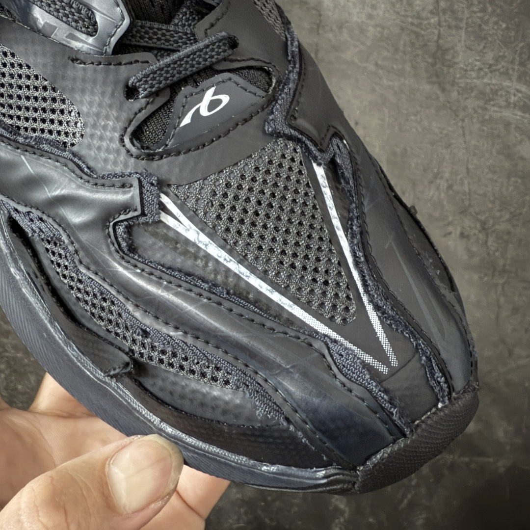 Balenciaga巴黎世家26代 Jet 压纹印花 圆头厚底4.25cm 低帮 老爹鞋 男款 黑色市场