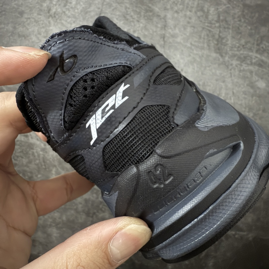 Balenciaga巴黎世家26代 Jet 压纹印花 圆头厚底4.25cm 低帮 老爹鞋 男款 黑色市场