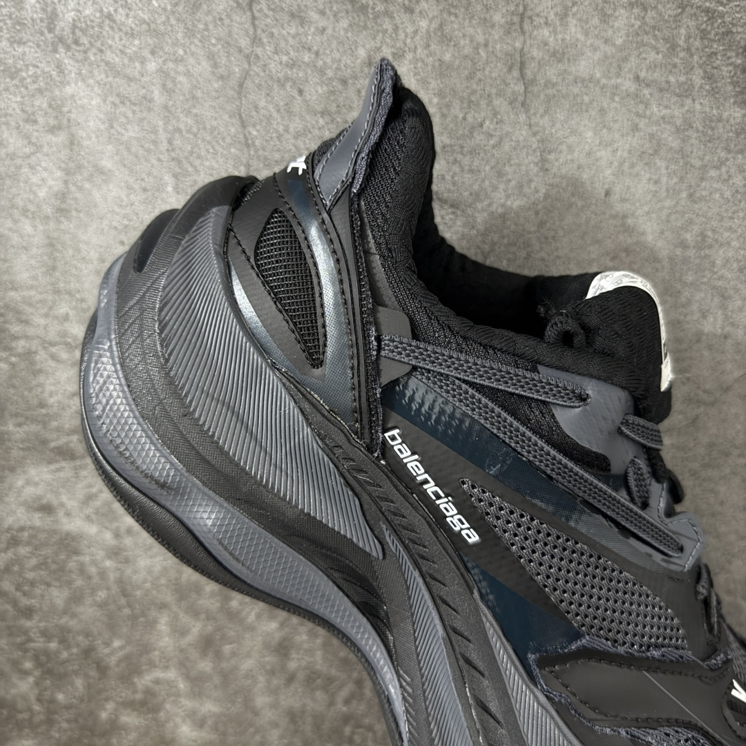 Balenciaga巴黎世家26代 Jet 压纹印花 圆头厚底4.25cm 低帮 老爹鞋 男款 黑色市场