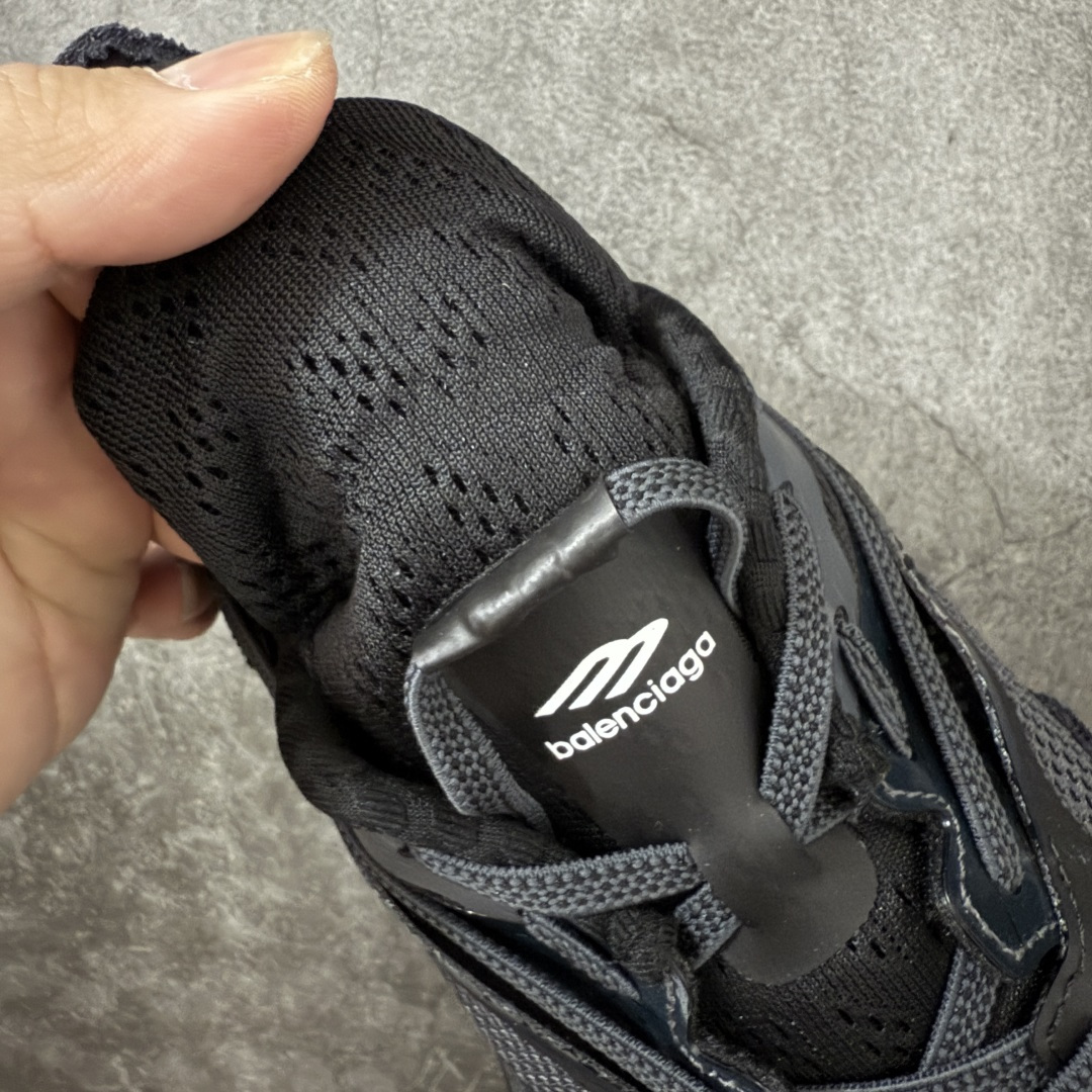 Balenciaga巴黎世家26代 Jet 压纹印花 圆头厚底4.25cm 低帮 老爹鞋 男款 黑色市场