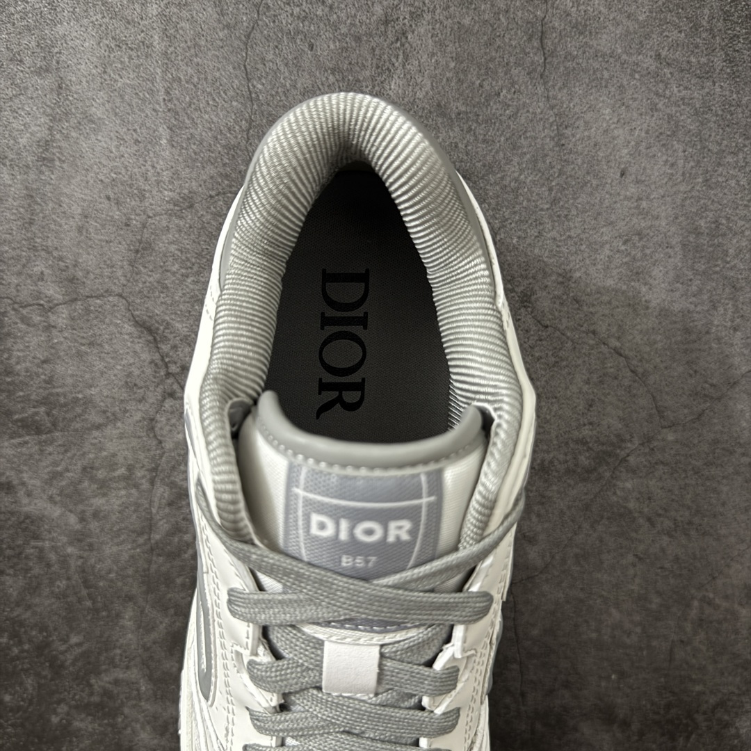 图片[8]-【纯原礼盒版】 Dior 2024S B57 迪奥新款休闲鞋 情侣款 原版爆拆一比一完美复刻 工艺做工细节到位 原版定制材料 超赞 最新元素组合 时尚休闲个性 百搭 面料 原版面料牛皮 网布 电绣加3D打印 内里 进口透气网 垫脚 原版成型垫 大底 原版一比一开模TPU 全套原版包装外套礼盒 尺码：37 38 39 40 41 42 43 44 45-莆田鞋
