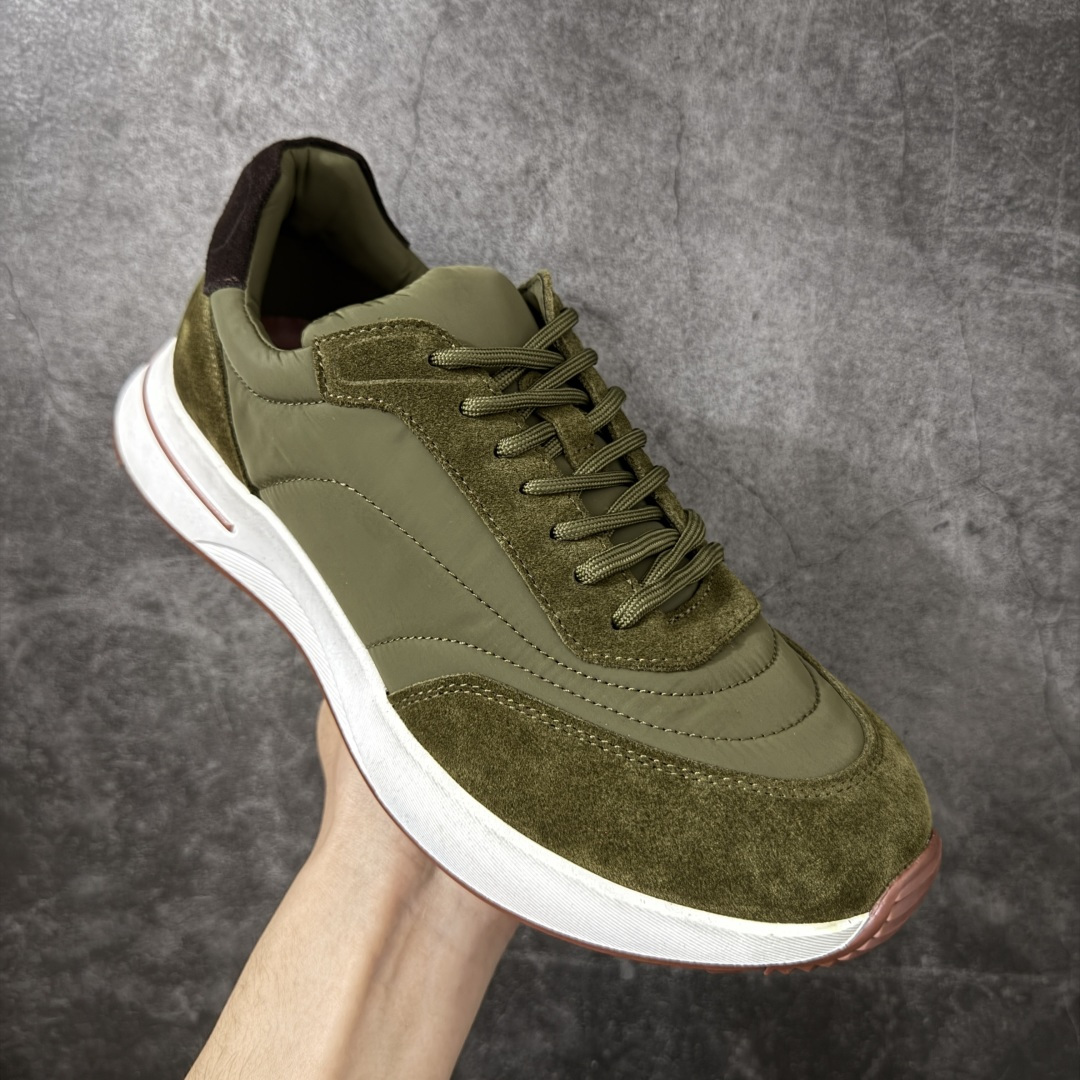 图片[3]-【X1纯原版本】Loro Piana Week-End Walk老钱风 休闲系列 原版开发，皮料、辅料按原鞋标准定制，独立磨具.区别市面流通版本，佛山大厂出品.出厂经过QC质检，细节、品控到位。完全遵循原版工艺打造。 火爆小红书 FB各大社媒！ Loro Piana 顶级皮革以自然纹理诠释质感，柔软耐磨，随穿着时间愈发温润。 经典设计，细节见匠心，圆头系带厚底复古与现代交融，舒适支撑，拉长腿部线条。 轻松搭配西装、休闲裤，无缝切换商务与生活场景。 **缓震厚底设计**，减轻足部压力；内衬透气材质，全天候保持干爽。 **黑色经典，永恒格调** 深邃黑色适配一切场合，从日常通勤到周末漫游，低调中彰显全套包装 带有原版原珠（可补充品牌标志性工艺或环保理念，如“采用Loro Piana专利鞣制技术，环保无铬鞣革”） 尺码：39/45-选品中心