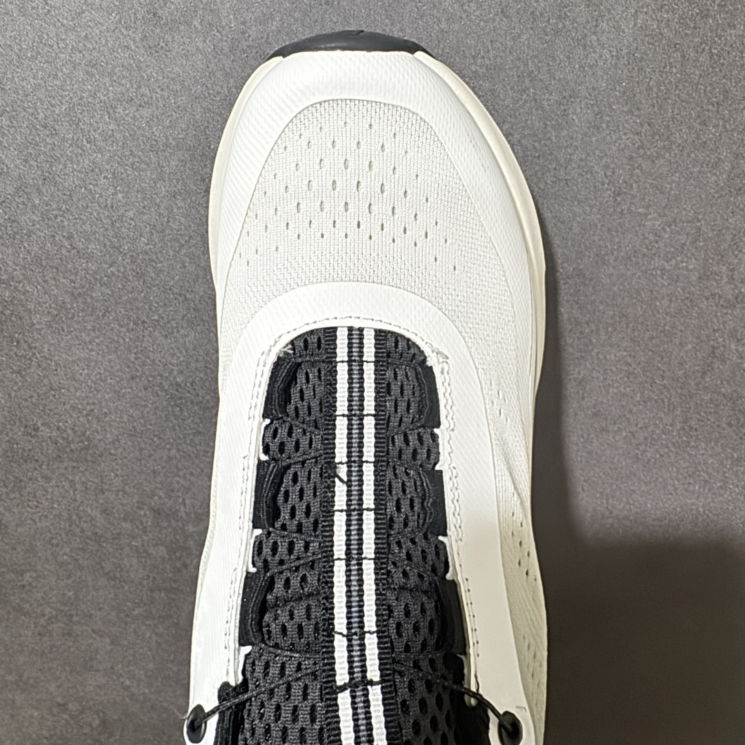 Fila Performance Athletics Sport Nuvole Run 3+ 斐乐柔云3