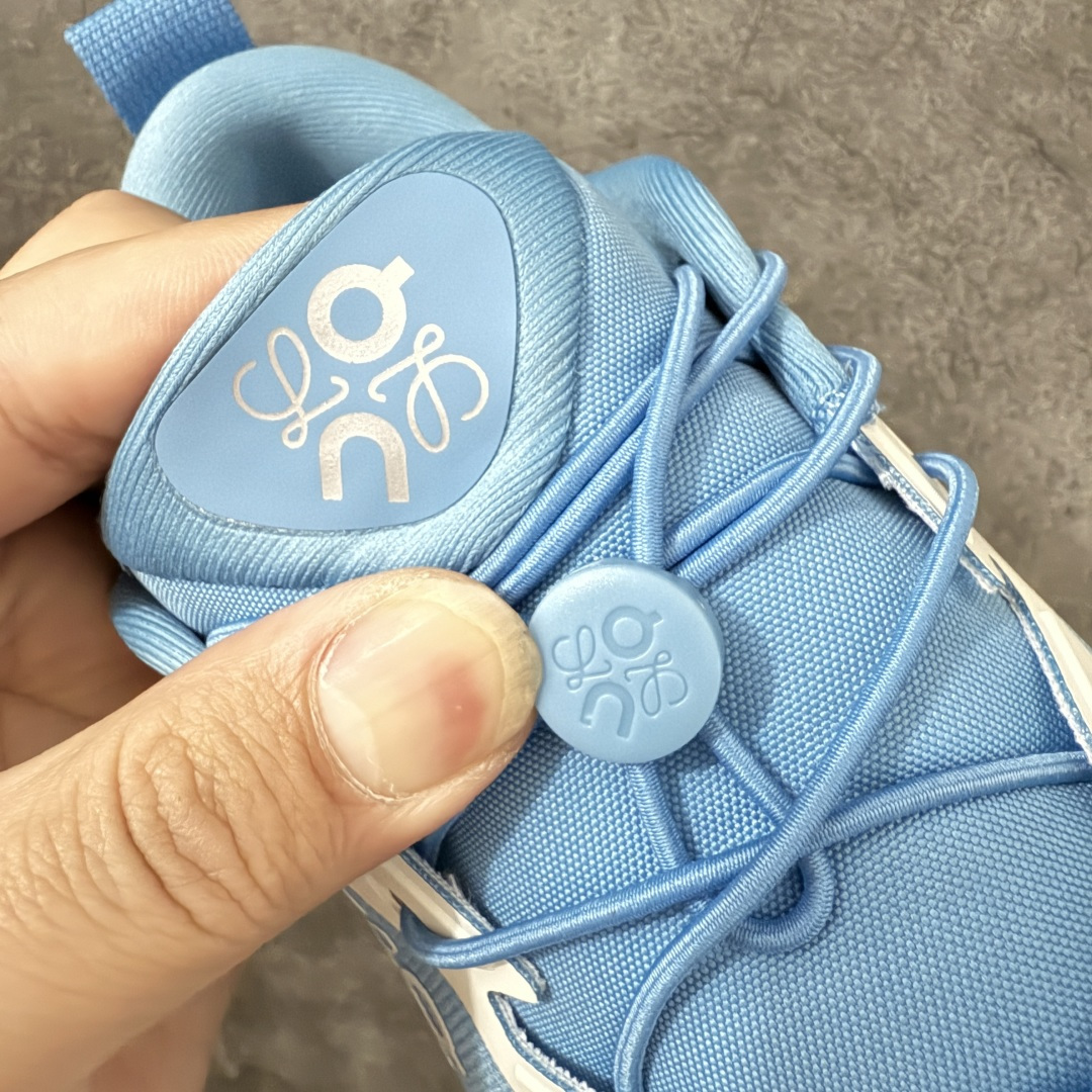 LOEWE罗意威 x ON昂跑 联名款 Cloudsolo系列•原鞋一致橡胶底 原版高弹MD 加爆米花料