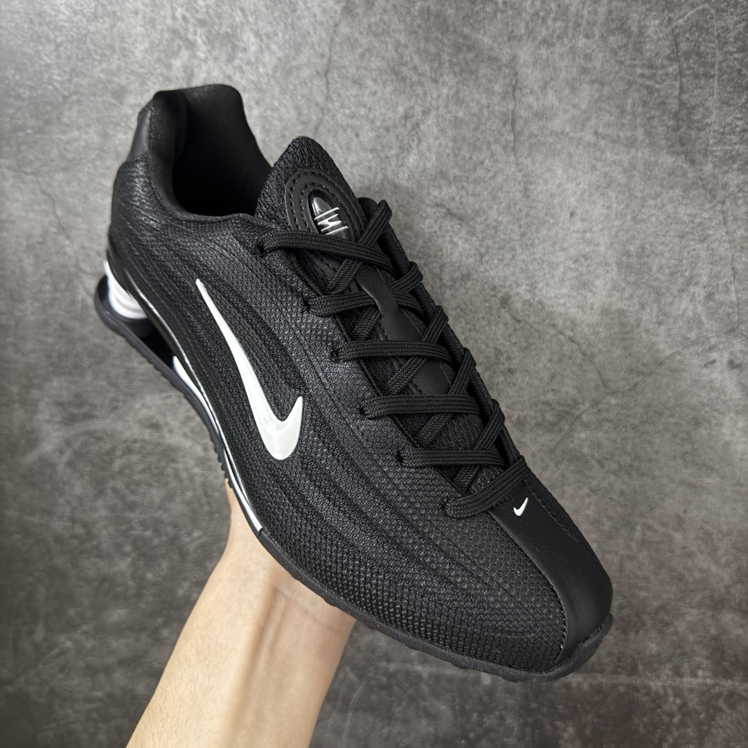 Nike SHOX Z 后掌气柱先锋机能风跑鞋 HQ7541-001Nike Shox Z搭载了Nike