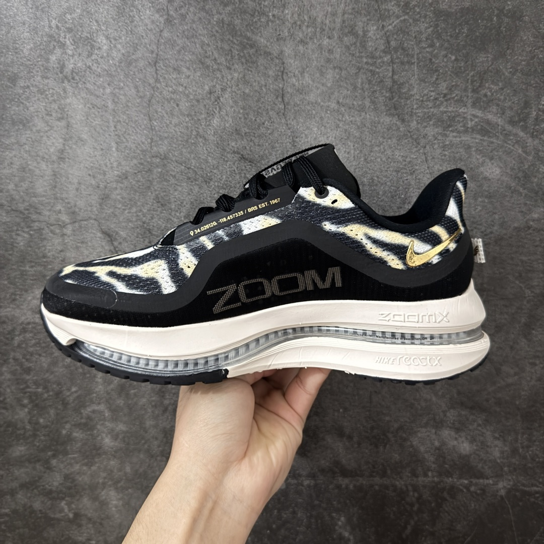 图片[2]-【纯原S版】Nike Pegasus Premium SE 舒适百搭减震防滑耐磨透气 低帮跑步鞋 简约又不失活力，上脚超吸睛。  它不仅颜值高，性能更是一绝！  全掌气垫科技，减震防滑超耐磨，每一步都能感受到强劲回弹，给双脚舒适支撑。  透气鞋面，跑步时双脚也能自由呼吸。    #独家原包 原底原料 开模打造  #原厂鞋标 高精密准度  #原楦原纸板开发 匹配原版98%以上  #后跟弧度 正确呈现  #原厂皮料 质感无敌  #皮料切割干净 无任何毛边 清洁度细节完美  货号：IQ0368-010  尺码：35.5-46-莆田鞋