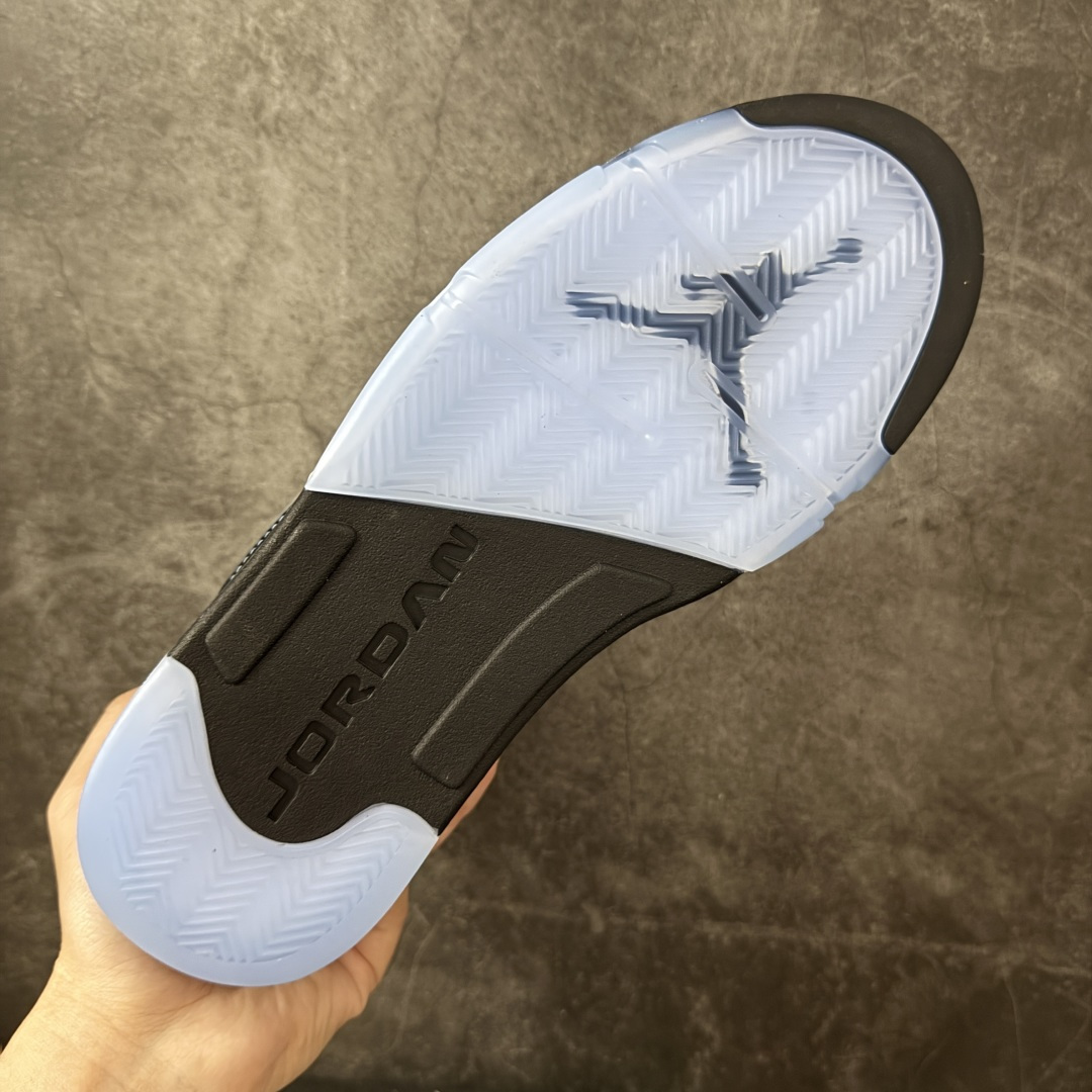 Air Jordan 5 Retro 