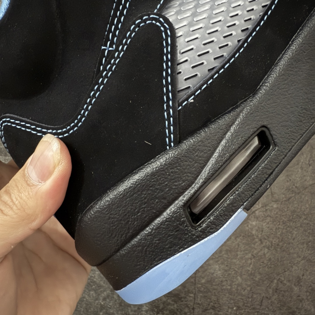 Air Jordan 5 Retro 