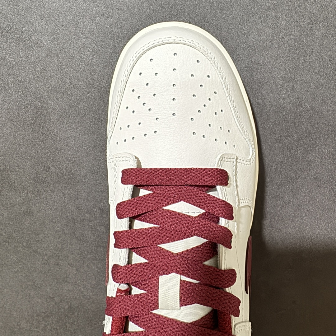 Nike SB Dunk Low 白红色 低帮休闲板鞋 HF5441-008尺码：40 40.5 41