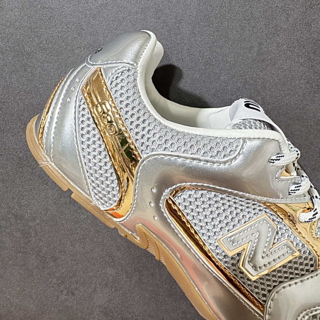 新百伦 MiuMiu X new balance 2026年联名 NB系列跑步鞋 ​New Balanc