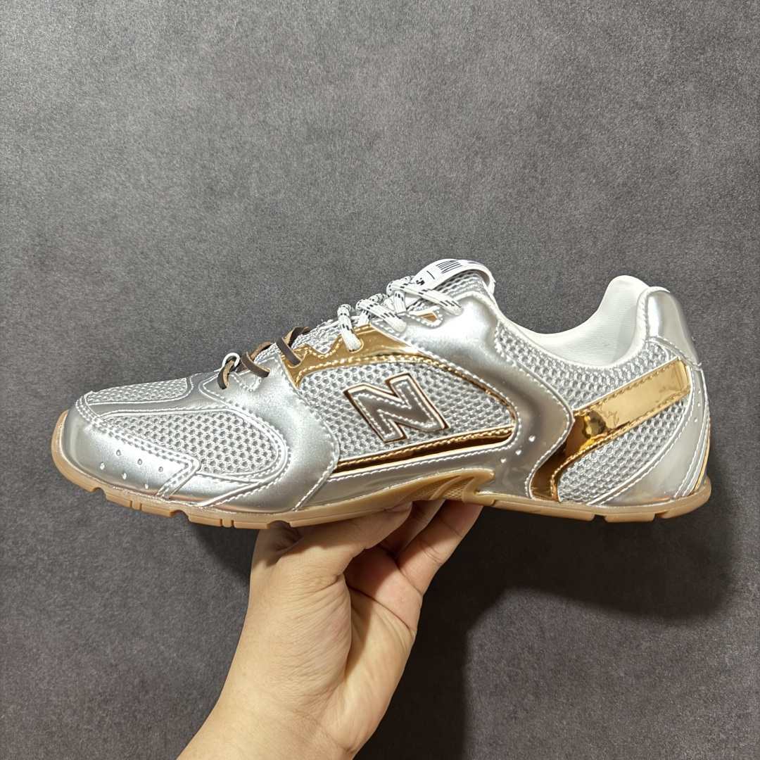 新百伦 MiuMiu X new balance 2026年联名 NB系列跑步鞋 ​New Balanc
