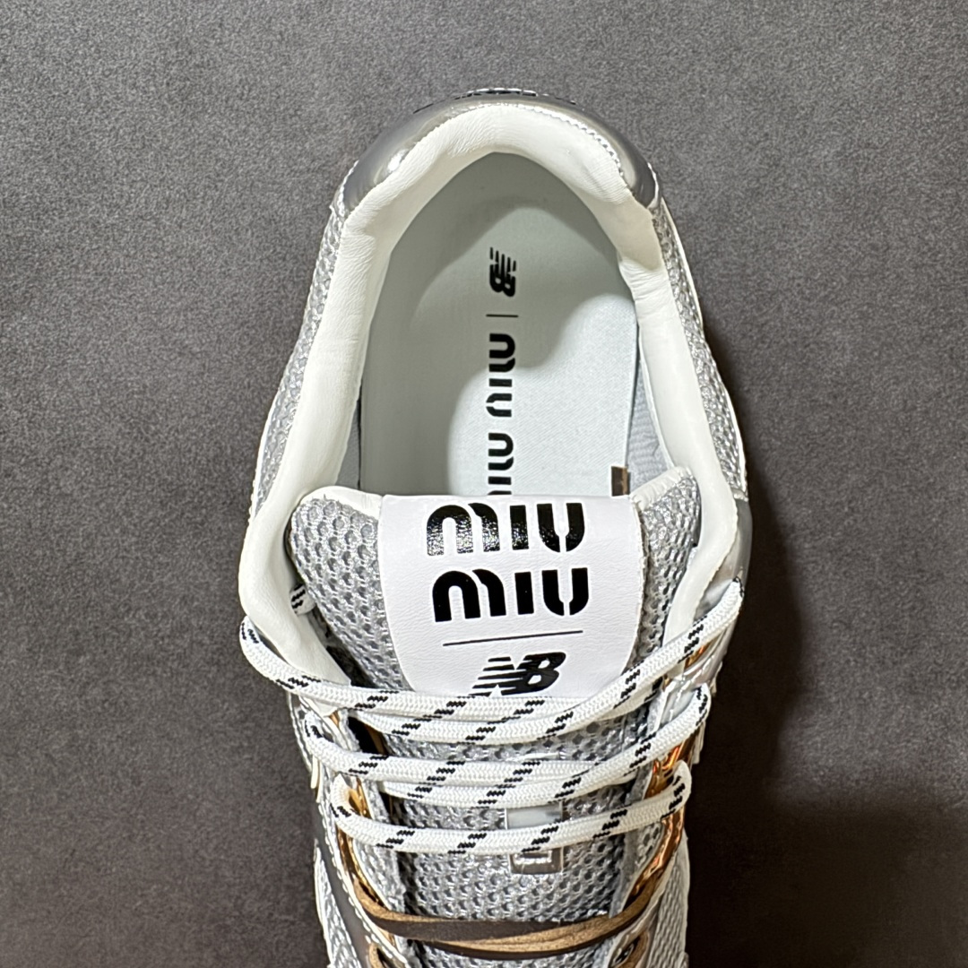 新百伦 MiuMiu X new balance 2026年联名 NB系列跑步鞋 ​New Balanc