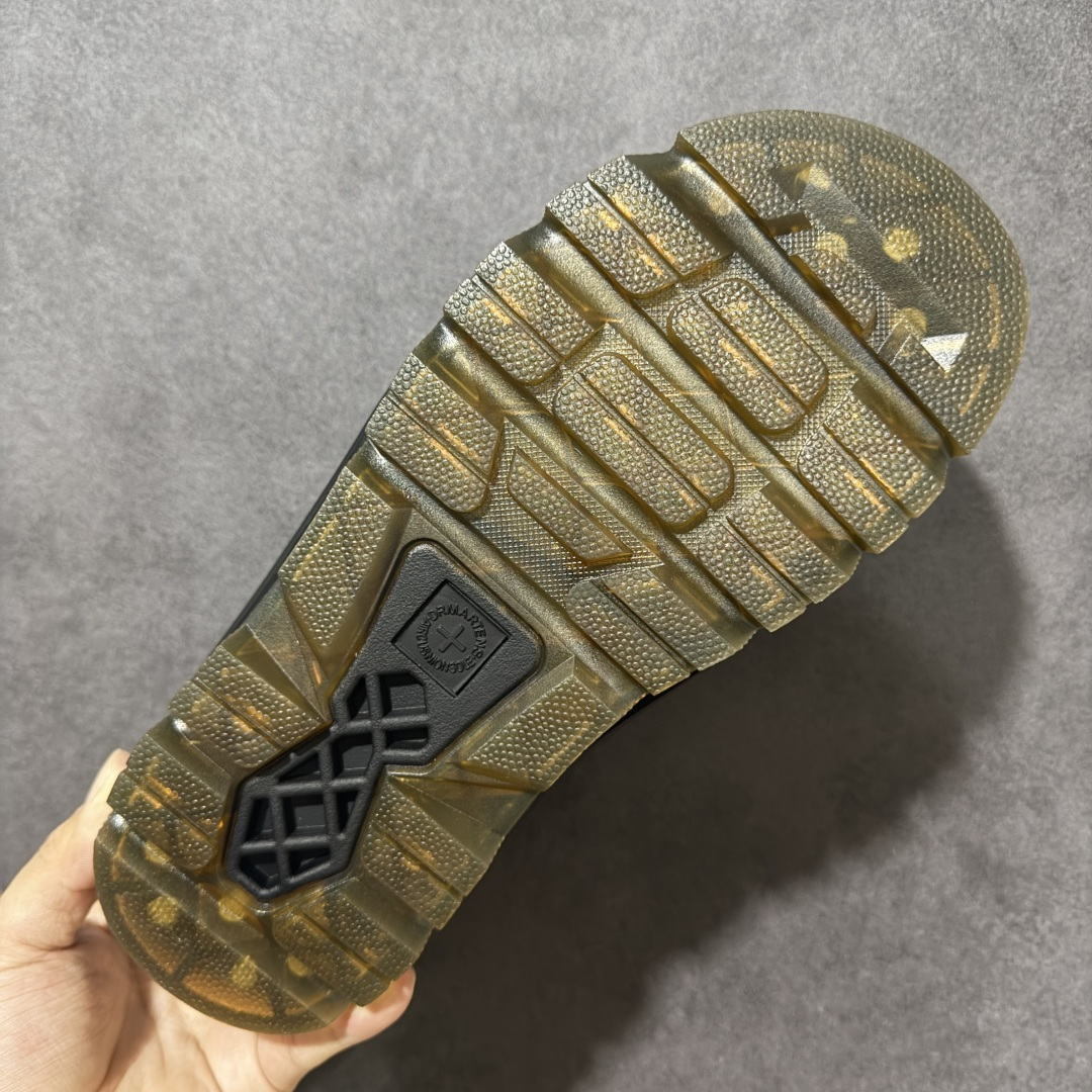 Dr.Martens马丁 Zebzag 舒适简约 EVA 包头拖鞋货号:R尺码:36-47（无半码）编码