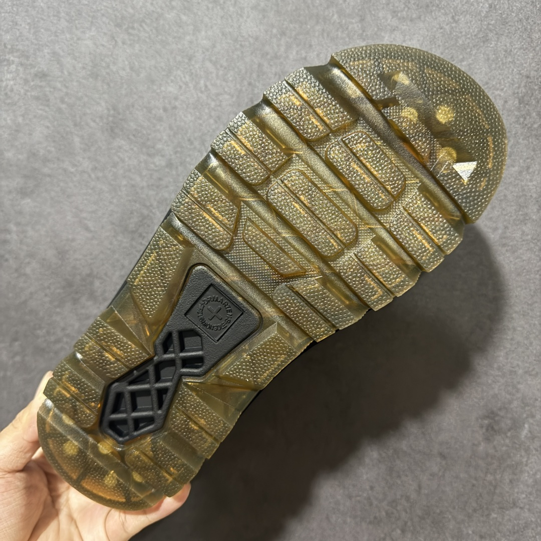 Dr.Martens马丁 Zebzag 舒适简约 EVA 包头拖鞋货号:R尺码:36-47（无半码）编码