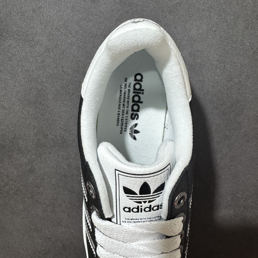 图片[6]-【公司级】Adidas Originals Superstar II JQ0314 贝壳头休闲板鞋 阿迪达斯 ADIDAS SUPERSTAR 三叶草☘️经典贝壳头系列 新款休闲板鞋潮流男女士运动鞋 。鞋面柔软织物材质 标志性的贝壳鞋头，锯齿三条纹，简约的线条。就连版型和比例，都在向1982年的鞋款致敬。可谓“形神兼备”的复刻。无论在哪，无论去哪，你或许都需要这样一双既舒适又时尚的鞋。1970年问世于篮球场的adidas Superstar，集舒适与时尚于一身。这款经典鞋，缀低调图案，灵感源自公共交通地图。设计简约，旨在伴你出行。心动不如行动，系好鞋带，出发吧。 尺码：35-42 编码：AYB200210-选品中心