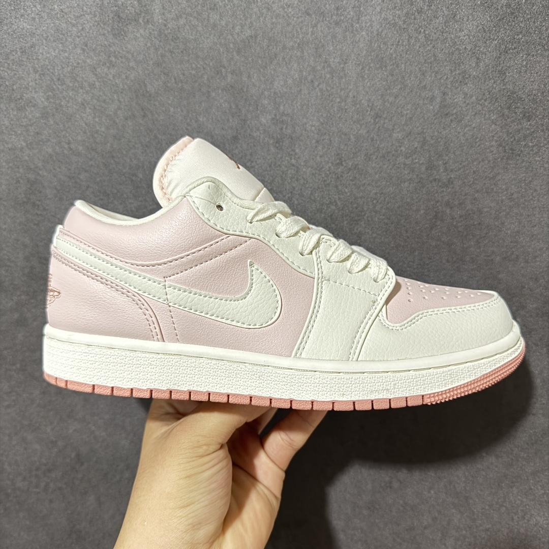 【S版】AJ1低帮 乔1系列 大厂纯原品质出货 超高清洁度 皮料切割干净无任何毛边 细节完美 货号:IH0823-611 尺码:36 36.5 37.5 38 38.5 39 40 40.5 41 42 42.5 43 44 44.5 45 46-选品中心