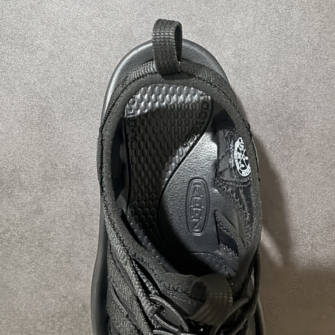 图片[6]-【公司级】KEEN Hyperport H2 科恩 防滑耐磨低帮户外功能鞋溯溪鞋凉鞋 KEEN诞生于2003年的美国人气户外品牌，以一双“保护脚趾”且能涉足水域的户外凉鞋NEWPORT诞生为契机，开启原创制鞋之路。KEEN相信，天空之下即是户外，因为户外不一定是极具挑战性的独自冒险，也可以是与朋友、家人和宠物一同分享外面的世界。同时，KEEN从诞生之初便始终贯彻环保制鞋的理念，不断创造出优秀的原创奇履。脚踏实地，致力向善。我们想和世界产生更多交集为世界减少更多负担，和你趣户外、趣做自己、趣环保让地球和生活都变得更美好 货号： 1022258 尺码：35-45-选品中心