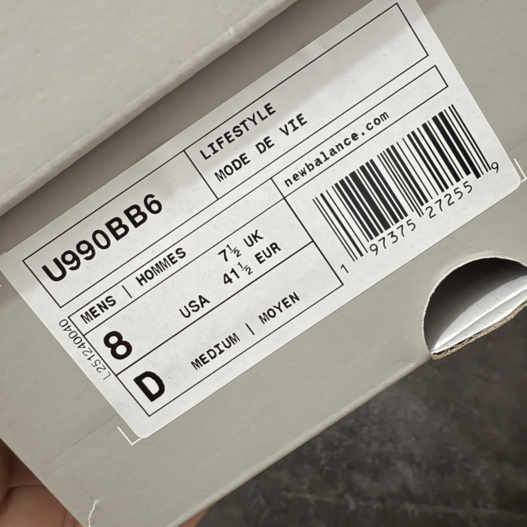 图片[10]-【纯原M版】新百伦New Balance Made in USA M990V6 NB990v6六代系列美产血统经典复古百搭老爹风休闲运动跑步鞋 元祖灰 U990BB6 男女鞋半码制 耗时3个月开发 原装档案原数据纸版楦型 采用台产进口丝光无色差校准(正确色卡!!) 猪巴革拼接原装透气网眼织物鞋面材质 正确开发4层组合底模精密开发 中底三种材料构成,分别是：REVlite悦轻中底、TPU发泡材料以及N2氮气注入 尺码：36 37 37.5 38 38.5 39.5 40 40.5 41.5 42 42.5 43 44 44.5 45 46.5 47-选品中心