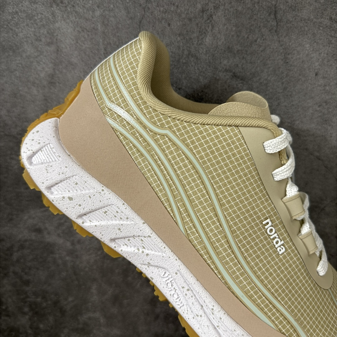 图片[7]-【纯原M版】诺达 NORDA 001 Sneaker0111 网面越野跑步鞋 原版原档案开发\\t(市面唯一1比1版本) 采用Dyneema鞋面(世界最强最轻纤维) VibramSLE中底和Megagrip外底 构建全方位高端性能体系4mm前后落差配合低鞋床设计提供清晰路感和灵敏反应，适合技术型terrain，5mm齿状花纹配合Megagrip橡胶提供卓越防滑性能宽楦设计适合亚洲脚型，加厚后跟海绵填充提供优秀包裹性， Dyneema材质防水耐磨带和鞋面连接最大化包裹感 LockSystem技术提供稳定锁定 尺码：36 36.5 37 38 38.5 39 40 40.5 41 42 42.5 43 44 44.5 45 46-选品中心