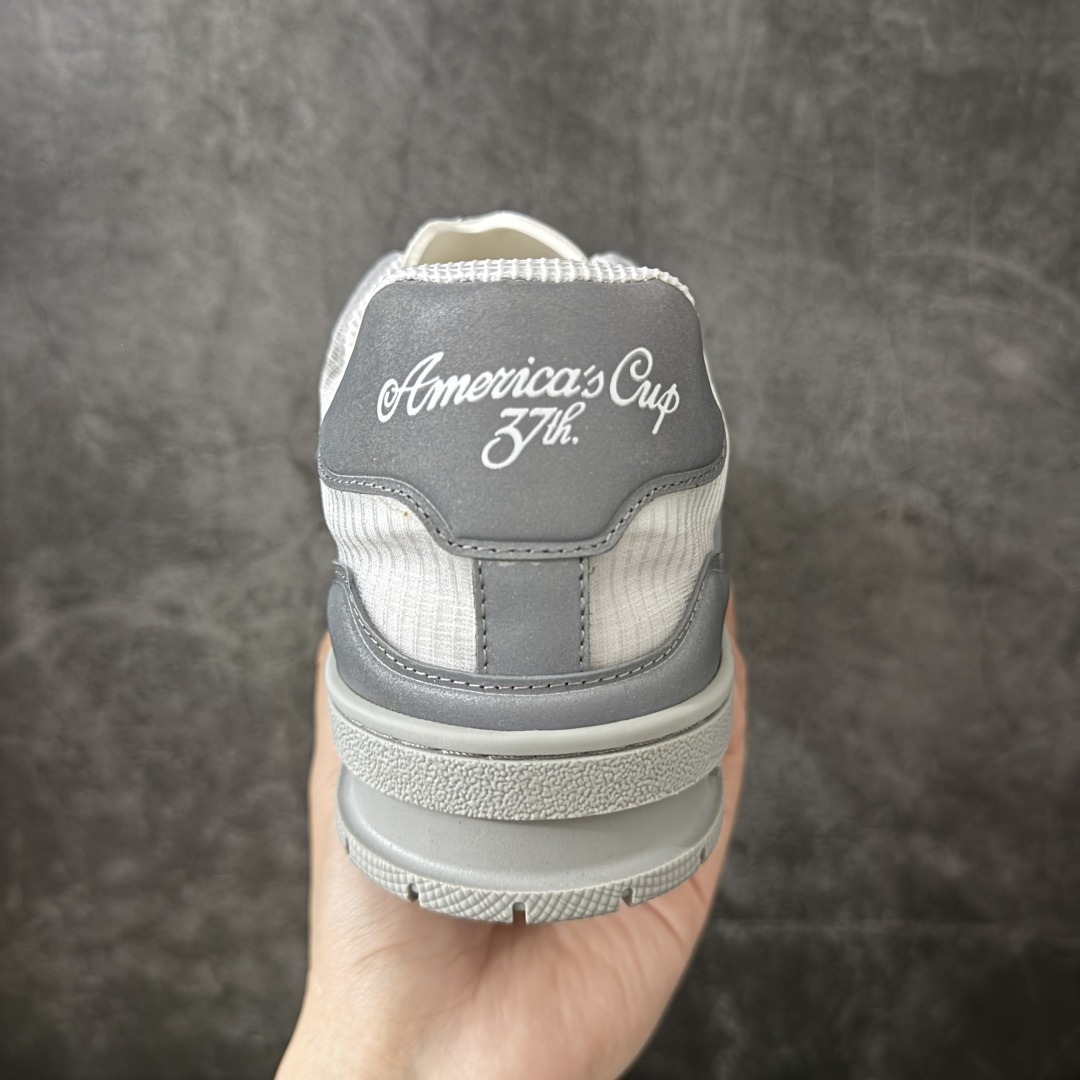 图片[4]-【YS纯原】广奢高端 LOUIS VUITTON 路易威登 LV Trainer CUP 美洲杯联名款 反光网面透气休闲鞋 ✦ 原版购入开发，第37届美洲杯联名系列 ✦ 反光材质+科技面料拼接鞋面 ✦ 鞋舌点睛37标识，内底呈现Gaston美洲杯标识 ✦ 航海旗帜风格演绎V字标识，细节满满 ✦ 原版定制进口科技面料+透气网里 ✦ 原版开模防滑TPU组合大底 ✦ 底厚3CM，轻盈舒适自然增高 ✦ 配送精美包装，零瑕疵工艺 尺码：36 37 38 39 40 41 42 43 44 45-选品中心