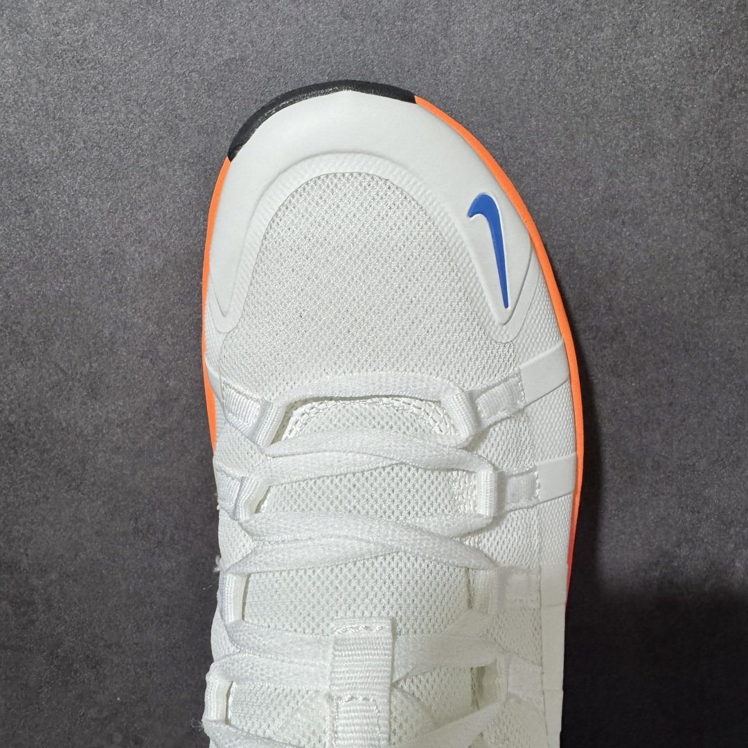 图片[5]-【公司级】Nike Free Metcon 7 耐克 低帮 黑白色 舒适贴合透气支撑低邦训练鞋 Nike Free技术将后跟稳定泡棉与前足柔软灵活泡棉相结合。结合外底弯曲凹槽设计，缔造动态训练所需的灵活性。中足包覆织带鞋眼与快速系带系统相结合，实现稳固舒适的贴合感。透气鞋面轻盈网眼鞋面，带来舒适透气体验。中足织带系统取代了Flywire飞线，鞋头和鞋侧采用耐穿设计，提供出众支撑效里果。 货号：II7405-102 尺码：36-45（无半码）-选品中心