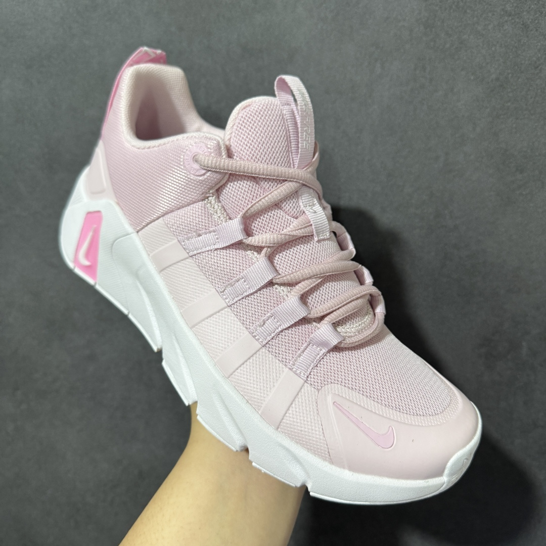 图片[3]-【公司级】Nike Free Metcon 7 耐克 低帮 黑白色 舒适贴合透气支撑低邦训练鞋 Nike Free技术将后跟稳定泡棉与前足柔软灵活泡棉相结合。结合外底弯曲凹槽设计，缔造动态训练所需的灵活性。中足包覆织带鞋眼与快速系带系统相结合，实现稳固舒适的贴合感。透气鞋面轻盈网眼鞋面，带来舒适透气体验。中足织带系统取代了Flywire飞线，鞋头和鞋侧采用耐穿设计，提供出众支撑效里果。 货号：II7405-061 尺码：36-45（无半码）-选品中心