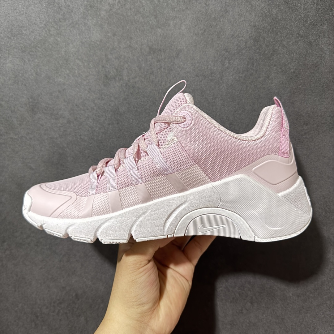 图片[2]-【公司级】Nike Free Metcon 7 耐克 低帮 黑白色 舒适贴合透气支撑低邦训练鞋 Nike Free技术将后跟稳定泡棉与前足柔软灵活泡棉相结合。结合外底弯曲凹槽设计，缔造动态训练所需的灵活性。中足包覆织带鞋眼与快速系带系统相结合，实现稳固舒适的贴合感。透气鞋面轻盈网眼鞋面，带来舒适透气体验。中足织带系统取代了Flywire飞线，鞋头和鞋侧采用耐穿设计，提供出众支撑效里果。 货号：II7405-061 尺码：36-45（无半码）-选品中心