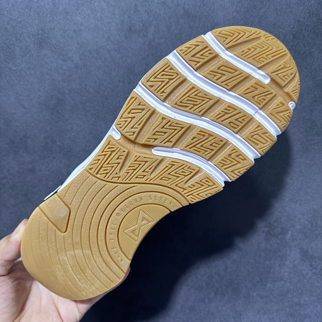 图片[9]-【公司级】Nike Free Metcon 7 耐克 低帮 黑白色 舒适贴合透气支撑低邦训练鞋 Nike Free技术将后跟稳定泡棉与前足柔软灵活泡棉相结合。结合外底弯曲凹槽设计，缔造动态训练所需的灵活性。中足包覆织带鞋眼与快速系带系统相结合，实现稳固舒适的贴合感。透气鞋面轻盈网眼鞋面，带来舒适透气体验。中足织带系统取代了Flywire飞线，鞋头和鞋侧采用耐穿设计，提供出众支撑效里果。 货号：II7405-101 尺码：36-45（无半码）-选品中心