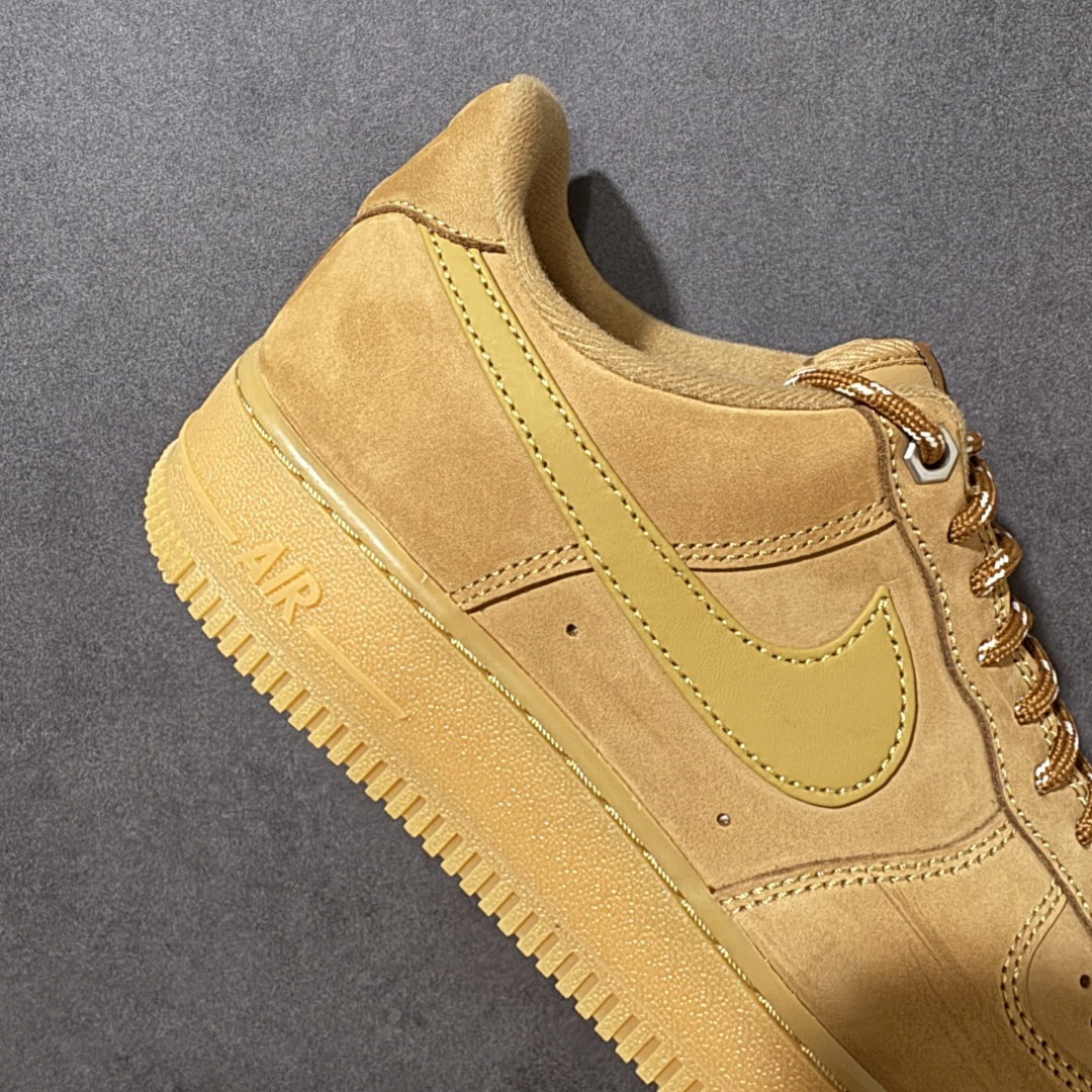 图片[7]-【GQ福利】Nike Air Force 1 Low 二代新小麦 空军一号低帮运动休闲板鞋 原楦头原纸板 打造纯正空军版型#专注外贸渠道 全掌内置蜂窝气垫 #原盒配件 原厂中底钢印、拉帮完美 货号：CJ9179-200 尺码：35.5 36 36.5 37.5 38 38.5 39 40 40.5 41 42 42.5 43 44 44.5 45 46 47-选品中心