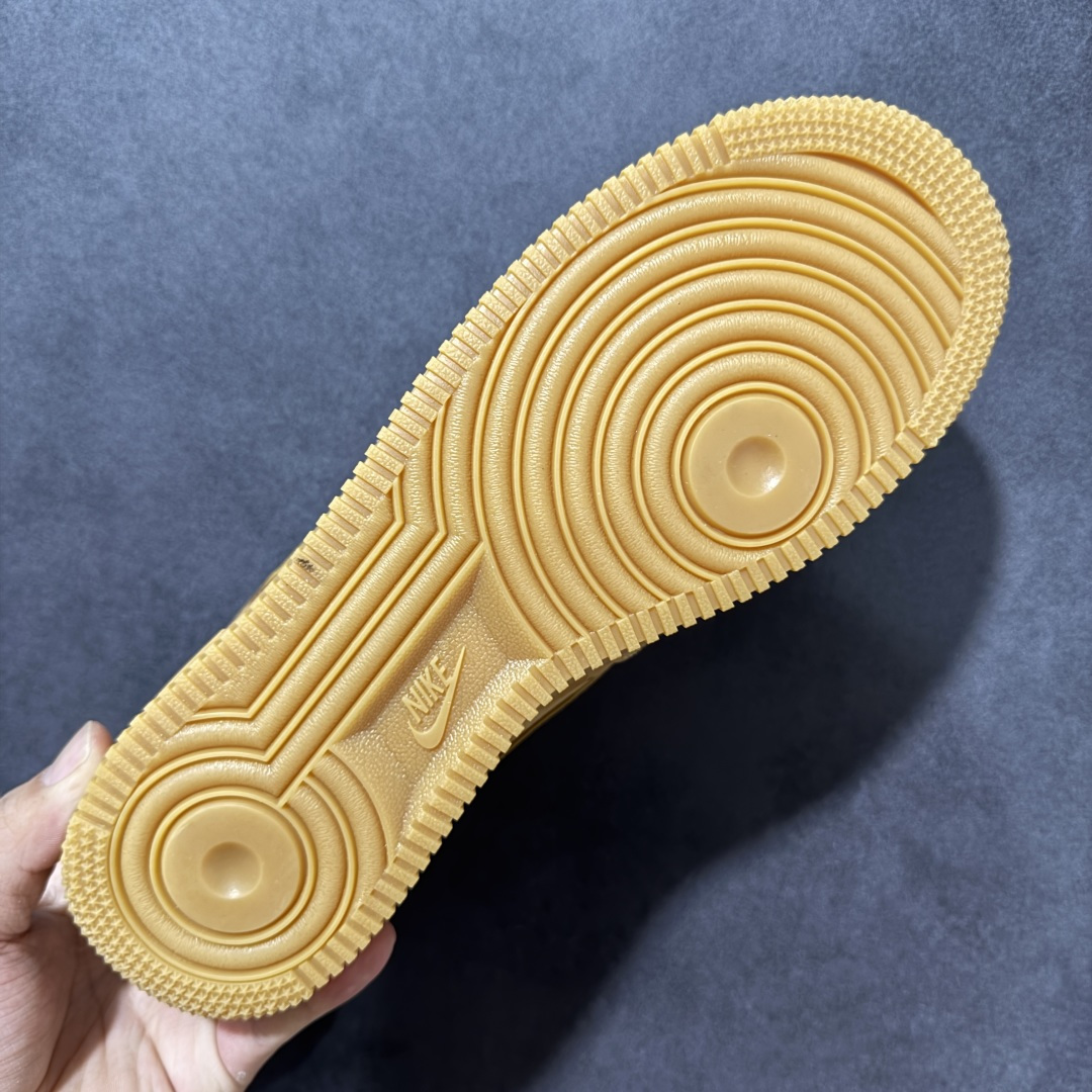 图片[9]-【GQ福利】Nike Air Force 1 Low 二代新小麦 空军一号低帮运动休闲板鞋 原楦头原纸板 打造纯正空军版型#专注外贸渠道 全掌内置蜂窝气垫 #原盒配件 原厂中底钢印、拉帮完美 货号：CJ9179-200 尺码：35.5 36 36.5 37.5 38 38.5 39 40 40.5 41 42 42.5 43 44 44.5 45 46 47-选品中心