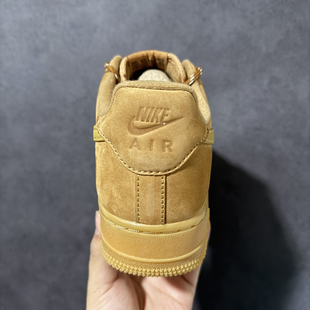 图片[4]-【GQ福利】Nike Air Force 1 Low 二代新小麦 空军一号低帮运动休闲板鞋 原楦头原纸板 打造纯正空军版型#专注外贸渠道 全掌内置蜂窝气垫 #原盒配件 原厂中底钢印、拉帮完美 货号：CJ9179-200 尺码：35.5 36 36.5 37.5 38 38.5 39 40 40.5 41 42 42.5 43 44 44.5 45 46 47-选品中心