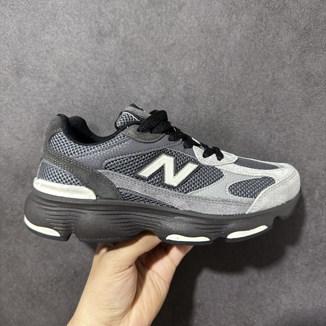【公司级】New Balance NB603系列 经典时尚潮流百搭 老爹鞋 男女同款 鞋面由原厂特殊定制材料纹路细腻 多道序QC把关品质完善 细节完美 以更纯粹的复古风格设计打造的全新造型 侧身还以解构设计 将 N 字标志以做旧压花样式呈现,样式别具新意 货号:M6032DK 尺码:36 36.5 37 38 38.5 39 40 40.5 41 42 42.5 43 44 45-选品中心