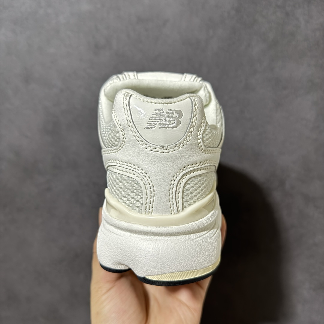 图片[4]-【公司级】New Balance NB603系列 经典时尚潮流百搭 老爹鞋 男女同款 鞋面由原厂特殊定制材料纹路细腻 多道序QC把关品质完善 细节完美 以更纯粹的复古风格设计打造的全新造型 侧身还以解构设计 将 N 字标志以做旧压花样式呈现，样式别具新意 货号：W6031AF 尺码：36 36.5 37 38 38.5 39 40 40.5 41 42 42.5 43 44 45-选品中心