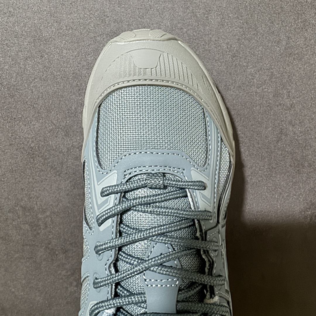 图片[5]-【公司级】ASICS GEL-VENTURE 6 SHIELD 舒适百搭 耐磨 低帮 生活休闲鞋 男女同款 ASICS(亚瑟士)是日本实业家鬼冢喜八郎创立的跑鞋运动品牌，名字想法源自著名的拉丁谚语\”AnimaSana In CorporeSano\”，意为\”健全的精神寓于强健的体魄\”。正如其名字的含义，ASICS亚瑟士一直坚信保持身体的健康与活力是打造健康快乐的生活方式的最佳途径。亚瑟士的跑鞋，篮球鞋等系列集专业与美貌于一身，拥有极高的热度。2016年，ASICS在\”2016年日本最佳全球品牌\”排行榜名列第17名。 货号：1203A474-024 尺码：36 37 37.5 38 39 39.5 40 40.5 41.5 42 42.5 43.5 44 45-选品中心