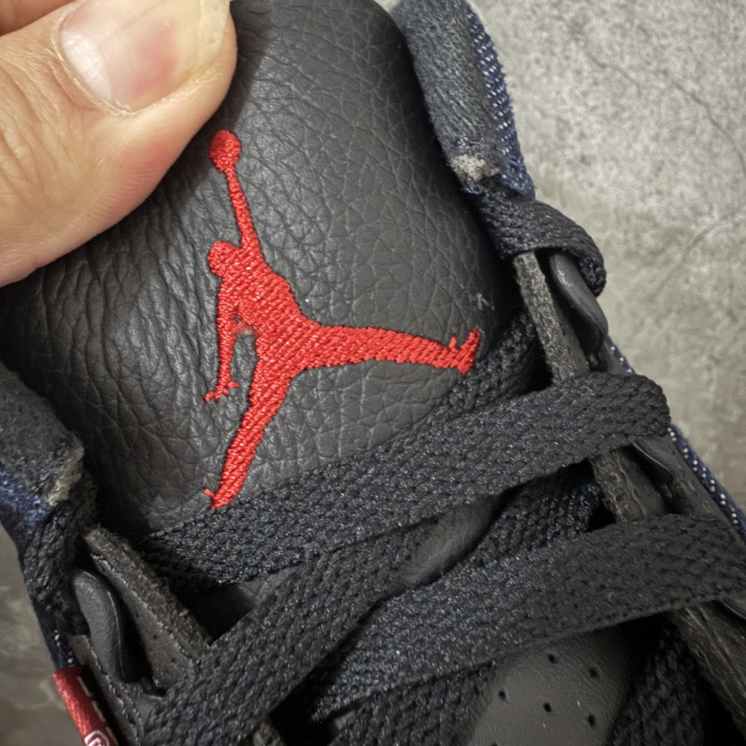 图片[6]-【XP纯原】 Air Jordan × Levi\’s Air Jordan 3 Retro AJ3 李维斯 蓝色蓝黑牛仔 IH7959-400 原楦原纸板开发 确保原汁原味 原厂皮料质感色泽绝无偏差 完美中底拉帮 原厂中底钢印 原档案大底 如假白送 大底纹路 气垫通透度PU的回弹性均百分百还原 原厂电绣鞋舌飞人刺绣针数立体讲究精细欢迎对比正品原鞋 尺码：40 40.5 41 42 42.5 43 44 44.5 45 46 47.5-选品中心