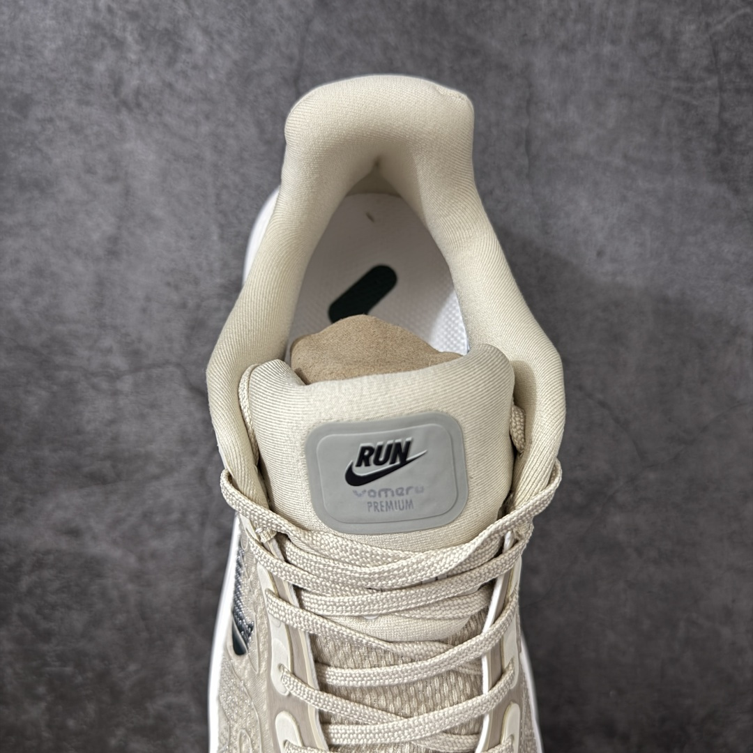 图片[8]-【公司级】Nike VOMERO PREMIUM 耐克 舒适减震防滑 低帮跑步鞋 全掌ReactX泡绵中底 前掌和后跟还配备了Air Zoom气垫单元 据说跑起来更快更舒适哦 这次最大的升级点 首次引入了ReactX泡绵 货号：HQ2050-106 尺码：36 36.5 37.5 38 38.5 39 40 40.5 41 42 42.5 43 44 45 46-选品中心