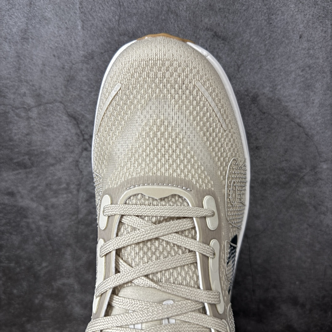 图片[5]-【公司级】Nike VOMERO PREMIUM 耐克 舒适减震防滑 低帮跑步鞋 全掌ReactX泡绵中底 前掌和后跟还配备了Air Zoom气垫单元 据说跑起来更快更舒适哦 这次最大的升级点 首次引入了ReactX泡绵 货号：HQ2050-106 尺码：36 36.5 37.5 38 38.5 39 40 40.5 41 42 42.5 43 44 45 46-选品中心