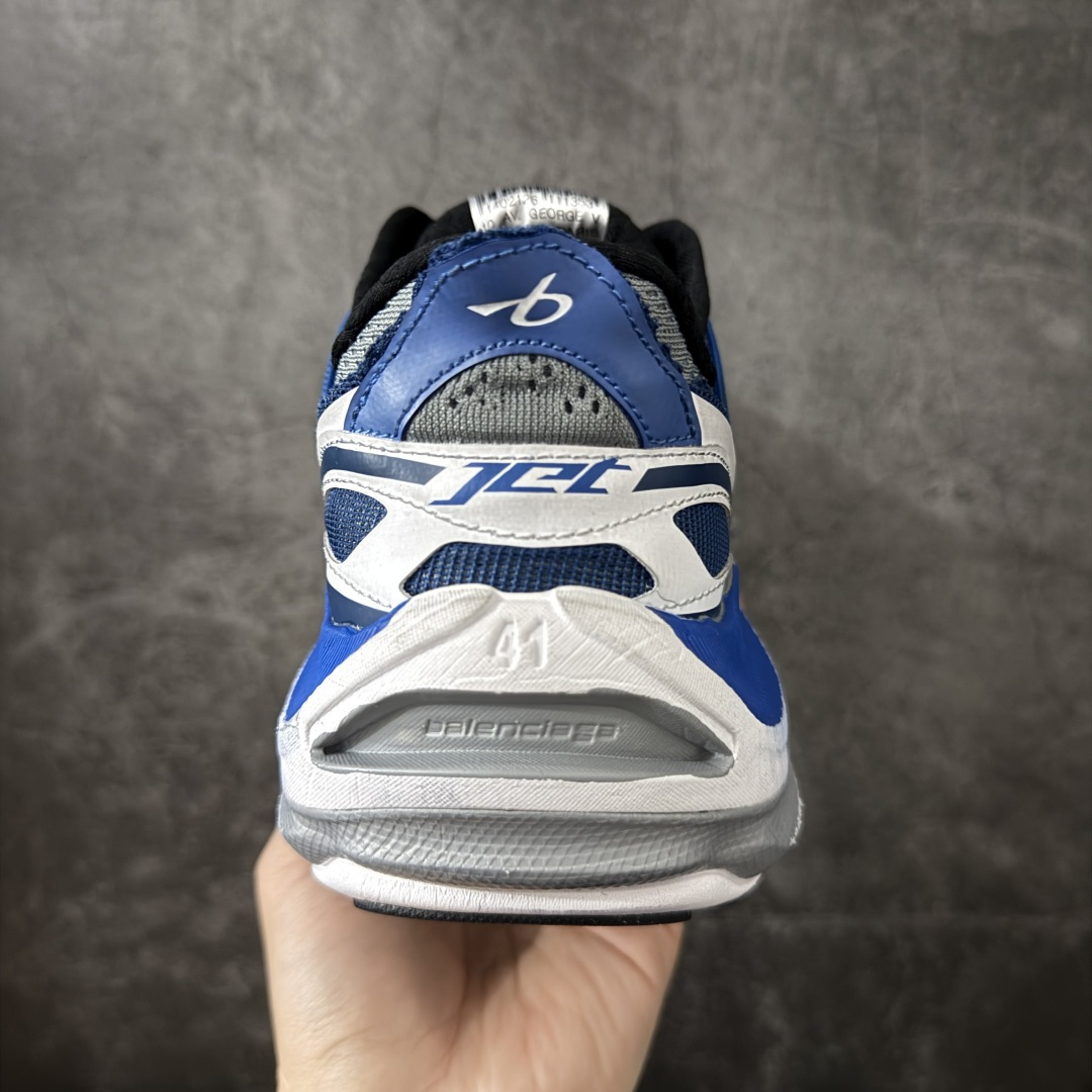 图片[4]-【i8版本】Balenciaga巴黎世家 Triple S .2 厚底系带 低帮 老爹鞋 Balenciaga是由被誉为代表二十世纪的伟大天才设计师 CristobalBalenciaga 创立的，在品牌创立的大半个世纪以来，巴黎世家一直以时尚、典雅闻名于时装界，它的主题产品有女士和男士提包、机车包、鞋子和时装，在15年王大仁卸任品牌设计师后，品牌的风格发生了翻天覆地的变化，凭借着人气超高的街头风T恤、老爹鞋等迅速霸屏各大时装周和时尚圈 货号：865849WTRS21011 尺码：35 36 37 38 39 40 41 42 43 44 45 46-选品中心
