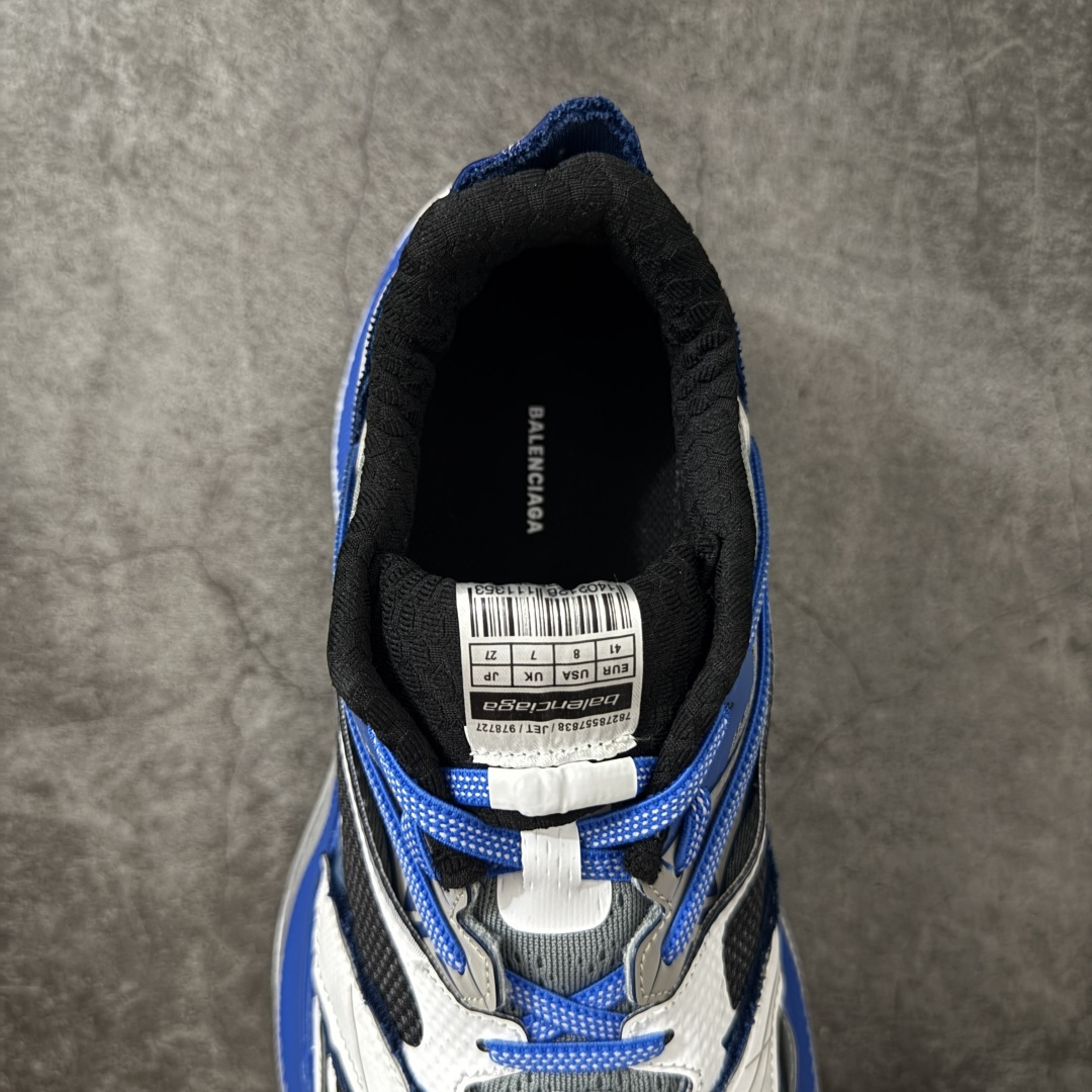 图片[8]-【i8版本】Balenciaga巴黎世家 Triple S .2 厚底系带 低帮 老爹鞋 Balenciaga是由被誉为代表二十世纪的伟大天才设计师 CristobalBalenciaga 创立的，在品牌创立的大半个世纪以来，巴黎世家一直以时尚、典雅闻名于时装界，它的主题产品有女士和男士提包、机车包、鞋子和时装，在15年王大仁卸任品牌设计师后，品牌的风格发生了翻天覆地的变化，凭借着人气超高的街头风T恤、老爹鞋等迅速霸屏各大时装周和时尚圈 货号：865849WTRS21011 尺码：35 36 37 38 39 40 41 42 43 44 45 46-选品中心