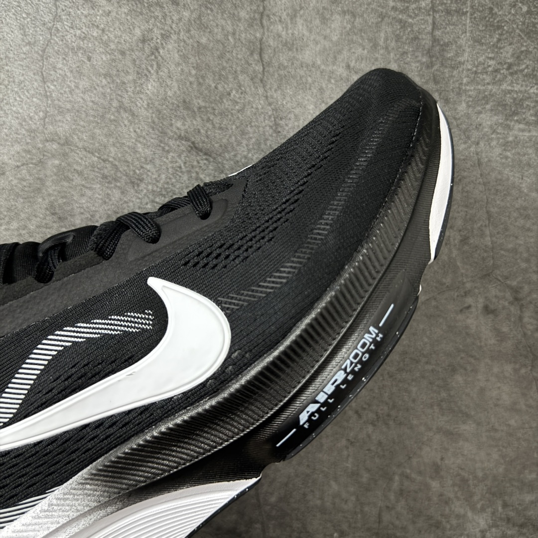 图片[6]-【XE纯原】Nike Air Zoom Pegasus 42 登月42代超级飞马系列马拉松跑步鞋 IB1873-001 平台专供 充正品质 之前未流通市场版本 内里嵌入定型海绵 中底搭载前Zoom+全掌React配置 全部原鞋开发打造 所有细节全部同步原版 全新一代拥有 Zoom Air 一如既往的稳定感和流畅感 鞋面采用工程网眼设计 为特定高热区域营造出色透气性 进一步增加鞋面的穿孔数量 让足部能够快速散热 中足搭配 Flywire 飞线 在高速运动时营造舒适稳定的贴合感 内置Zoon气垫加持 动力十足！ 尺码： 36-46-选品中心