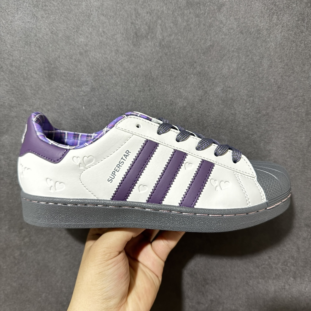 【公司级】AD Originals Superstar 贝壳头板鞋 采用全新头层拼接皮革材质 后跟采用特色3D立体印字 渠道正品订单 诠释市场最高工艺水平 全鞋进口头层皮料打造。区别市面普通真标版本，进出专柜无压力 货号：KH8023 尺码：35.5-45-选品中心