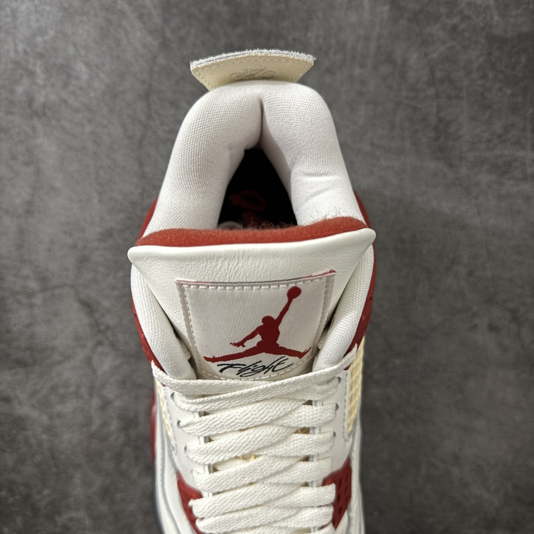 图片[8]-【GX美版】 Air Jordan × Nigel Sylvester Air Jordan AJ4 联名\”Brick After Brick\” 白红 白砖 货号：IQ8055-100 圈内最强四代 独家外贸特供尺码含 45.5 49.5 50.5 耗时半年巨作 全套原纸板楦头开发 原厂特供皮料加持 确保原汁原味 完美呈现四代版型 一比一鞋头弧度高度鞋身弧度 数据细节工艺流程均保持原鞋一致 原厂TPU网格鞋带扣 正确内里网布 菱角分明不变形无多余毛边 柔软性质感一致于原鞋 市场唯一原厂鞋扣模具 背面可见隐藏注塑口 原厂织唛标 原厂飞人电绣工艺 尾指中部跳三针 独家绑鞋带手法 印刷中底布 四线拉帮 米色美纹纸贴合固定 进口港宝加持 后跟自然饱满 全鞋荧光划线卡点 追求极致完美 每一双都是工艺品 多重QC质检 超越公司货的品控标准 实实在在的免检产品 尺码：40 40.5 41 42 42.5 43 44 44.5 45 46 46.5 47.5 48 48.5 49 50 50.5-选品中心