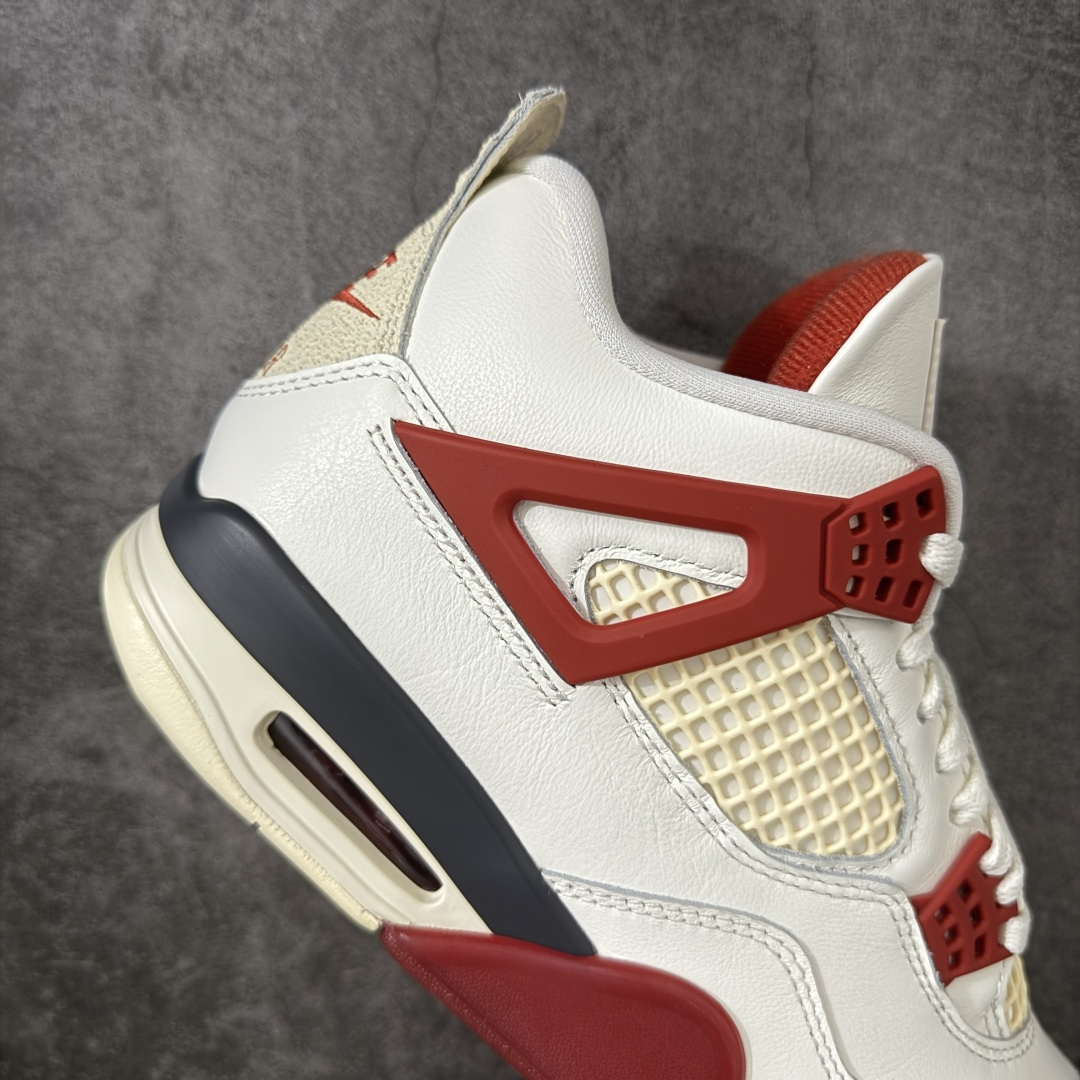 图片[7]-【GX美版】 Air Jordan × Nigel Sylvester Air Jordan AJ4 联名\”Brick After Brick\” 白红 白砖 货号：IQ8055-100 圈内最强四代 独家外贸特供尺码含 45.5 49.5 50.5 耗时半年巨作 全套原纸板楦头开发 原厂特供皮料加持 确保原汁原味 完美呈现四代版型 一比一鞋头弧度高度鞋身弧度 数据细节工艺流程均保持原鞋一致 原厂TPU网格鞋带扣 正确内里网布 菱角分明不变形无多余毛边 柔软性质感一致于原鞋 市场唯一原厂鞋扣模具 背面可见隐藏注塑口 原厂织唛标 原厂飞人电绣工艺 尾指中部跳三针 独家绑鞋带手法 印刷中底布 四线拉帮 米色美纹纸贴合固定 进口港宝加持 后跟自然饱满 全鞋荧光划线卡点 追求极致完美 每一双都是工艺品 多重QC质检 超越公司货的品控标准 实实在在的免检产品 尺码：40 40.5 41 42 42.5 43 44 44.5 45 46 46.5 47.5 48 48.5 49 50 50.5-选品中心