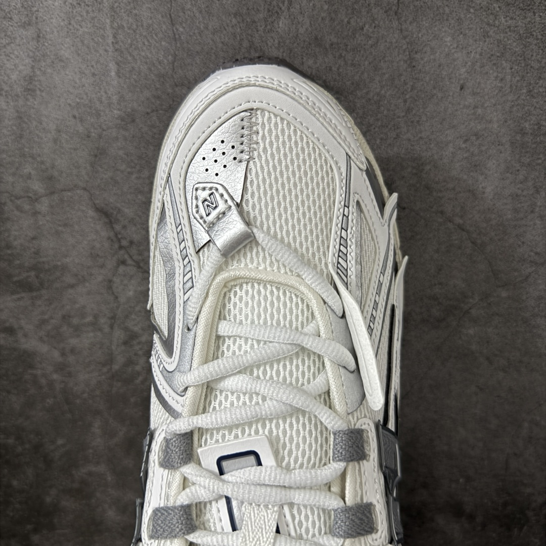 图片[5]-【纯原版】NB新百伦New Balance NB1906 U190643N系列复古老爹风休闲运动慢跑鞋 采用轻质牛剖革拼接透气网眼衬垫织物鞋面材质#T-Beam大底提供足步弓支撑，保持步态稳定#后跟搭载外露缓震胶 鞋身整体以各种深浅不一的灰色覆盖，鞋头以淡蓝色调装饰，网眼衬垫通过不规律的色块实现做旧的美感，泛黄的鞋底更是进一步增添了复古气息。 尺码：36 37 37.5 38 38.5 39.5 40 40.5 41.5 42 42.5 43 44 45 46.5-选品中心